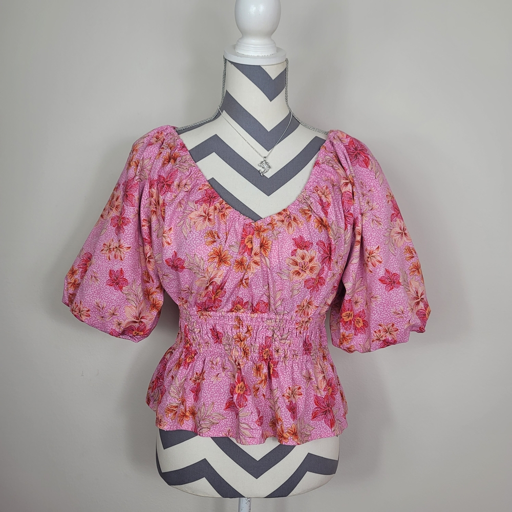 LOFT Floral Smocked Peplum Top M Puff Sleeve V-Neck Boho Cottagecore Botanical